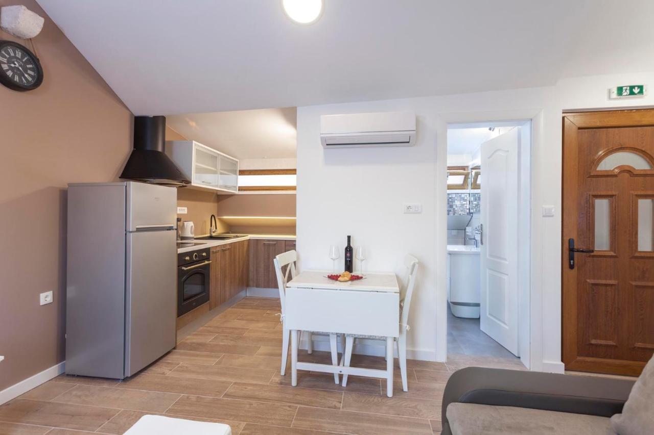 Apartmani Antiqua Živogošće Екстериор снимка